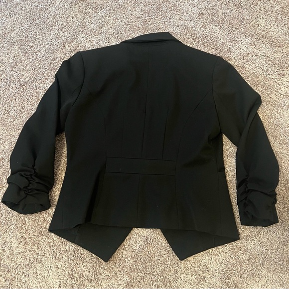 {Express} Women's Black Blazer - Picture 9 of 9